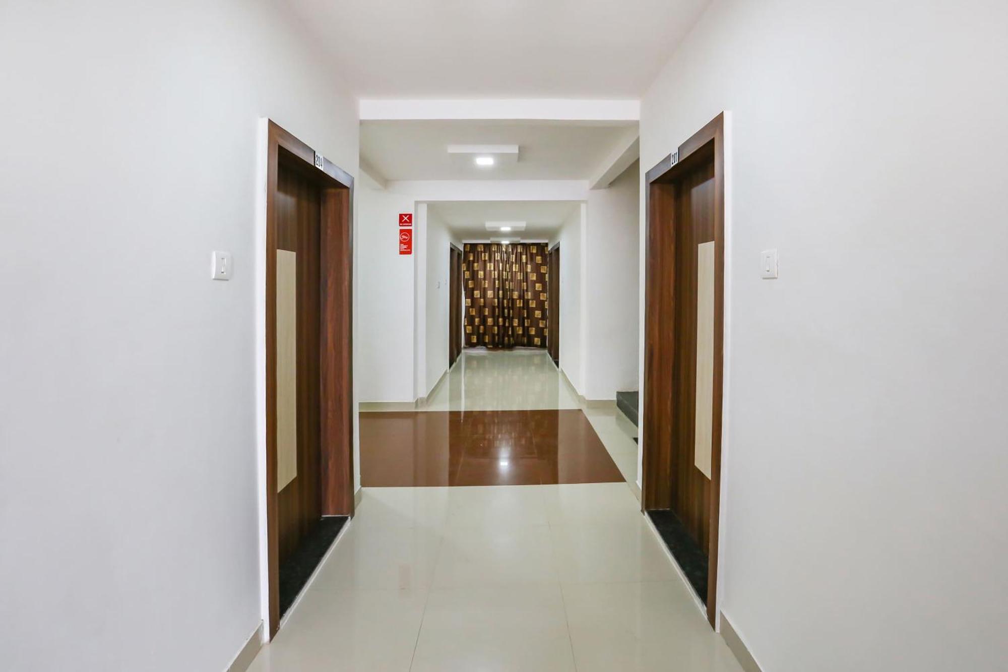 Hotel O Pingara Executive Phursungi Екстериор снимка