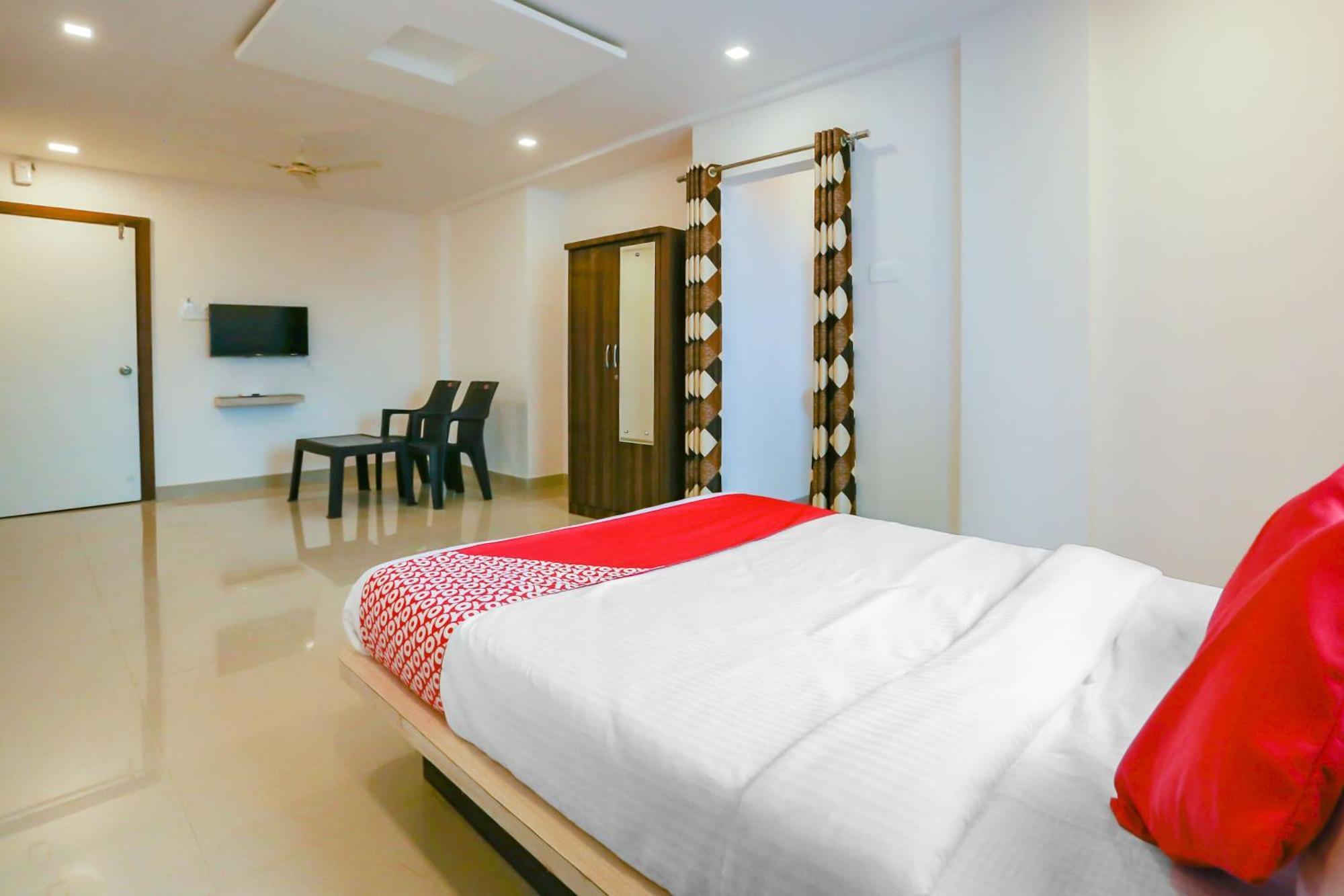 Hotel O Pingara Executive Phursungi Екстериор снимка