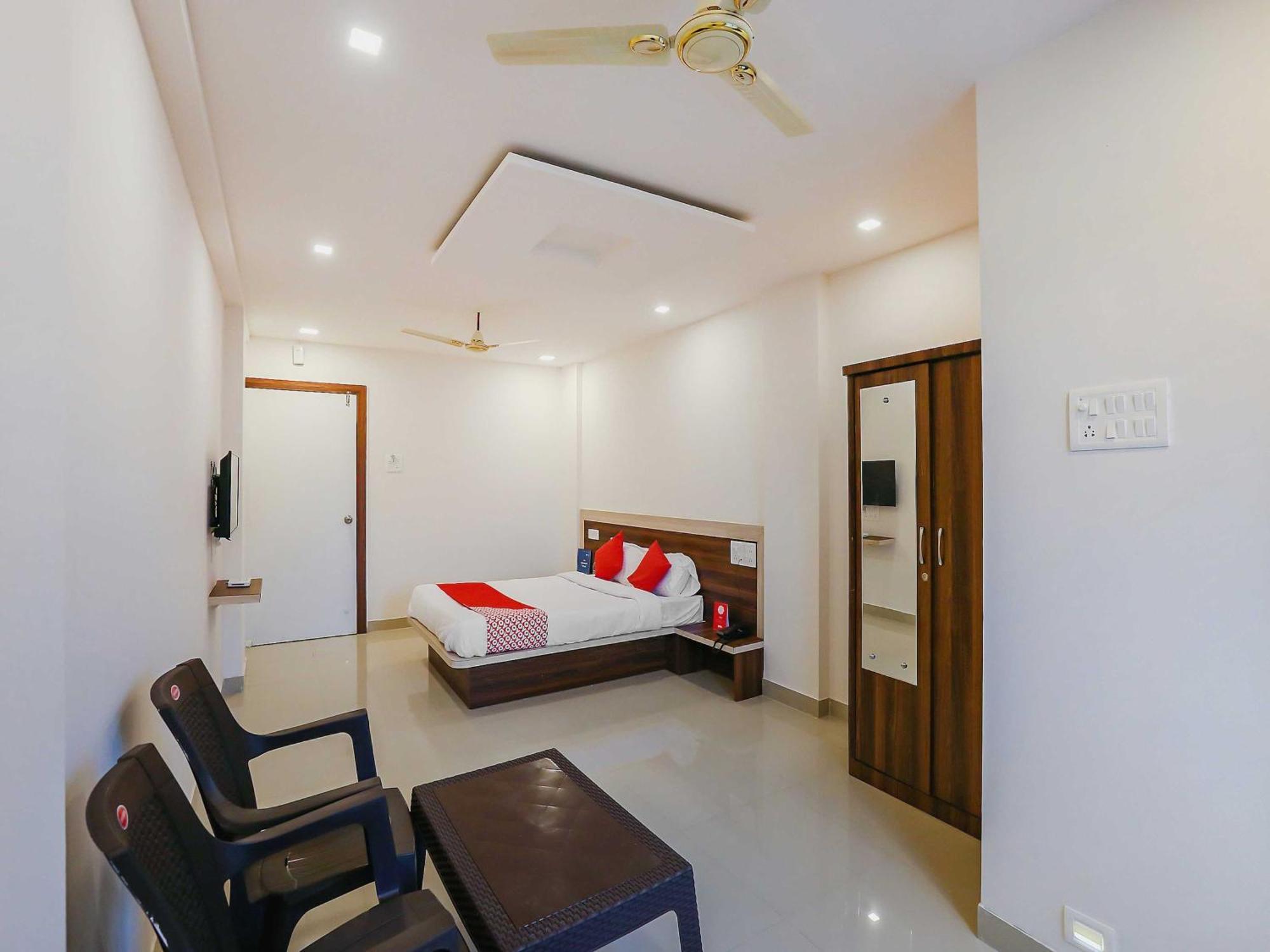 Hotel O Pingara Executive Phursungi Екстериор снимка
